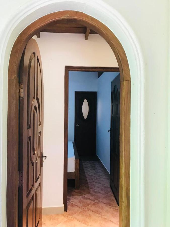 מלון אנוראדפורה Langama Thena - ළඟම තැන מראה חיצוני תמונה