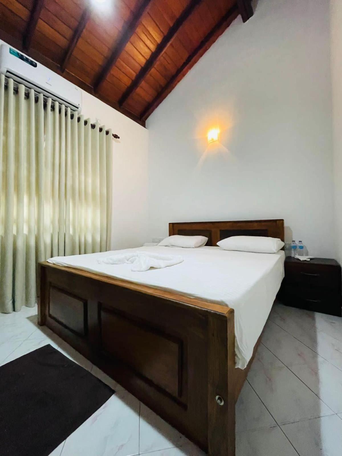 מלון אנוראדפורה Langama Thena - ළඟම තැන מראה חיצוני תמונה